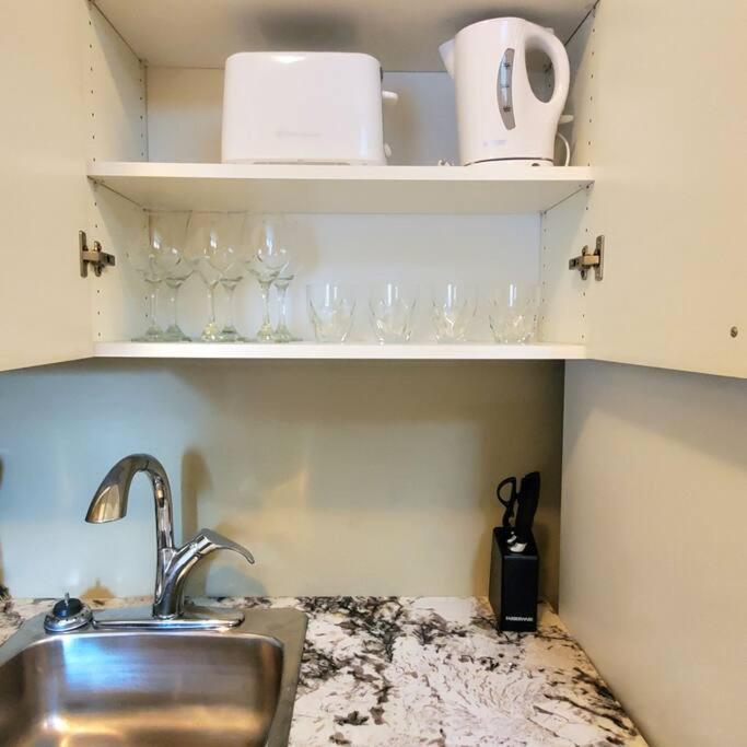 Private 2 Bedrooms Suite Near Hwy 1, Cultus Lake, Heritage Park, Fishing, Coliseum Chilliwack Exteriér fotografie